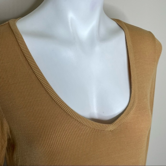 AE soft & sexy ribbed tan long sleeved tee medium - Picture 4 of 7